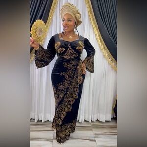 Elegant Black and Gold Long Sleeve Dress